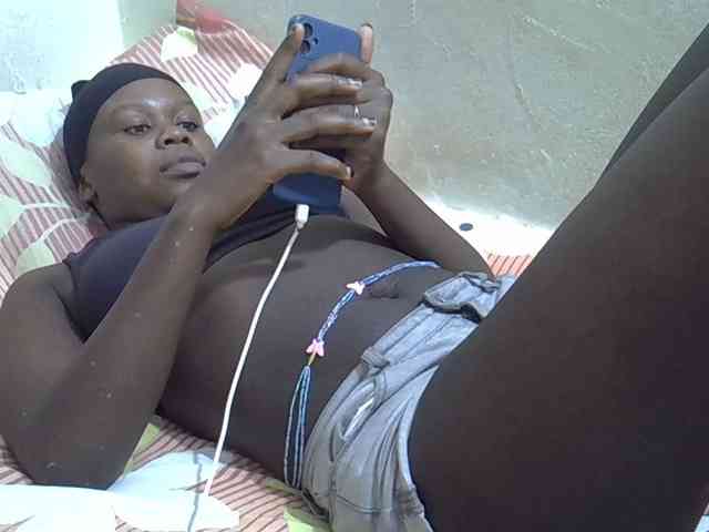 Africanasaucy webcam