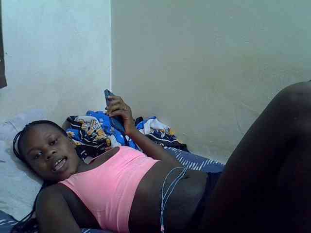 Africanasaucy webcam