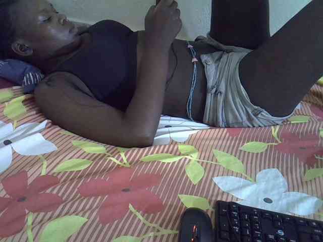 Africanasaucy webcam