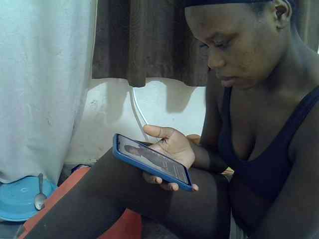 Africanasaucy webcam