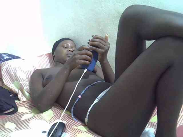 Africanasaucy webcam