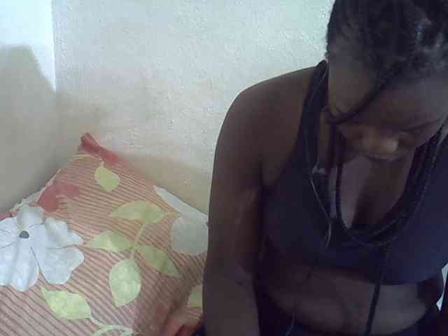 Africanasaucy webcam