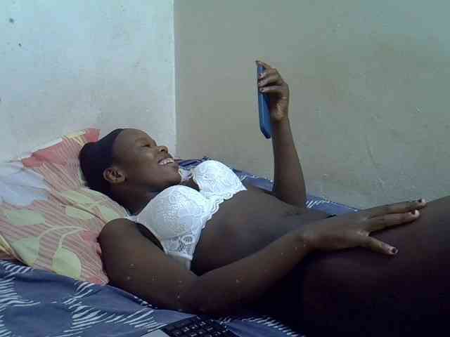 Africanasaucy webcam