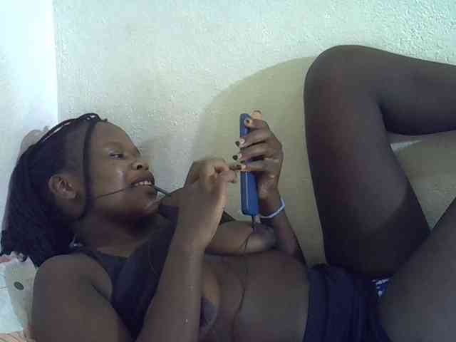 Africanasaucy webcam