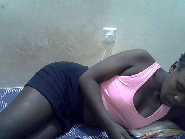 Africanasaucy webcam