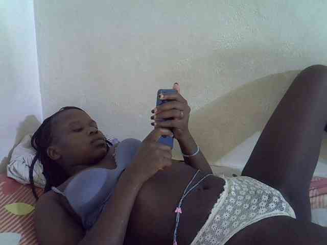 Africanasaucy webcam