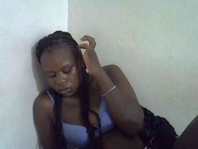 Africanasaucy webcam