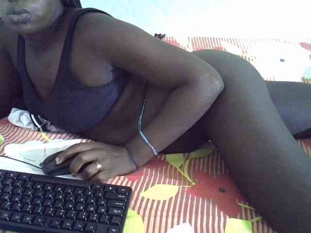 Africanasaucy webcam
