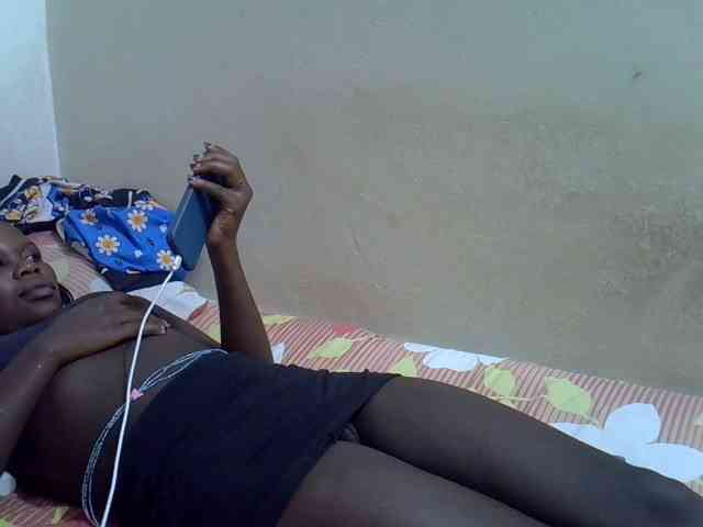 Africanasaucy webcam