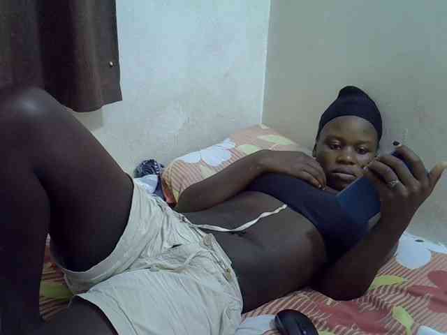 Africanasaucy webcam