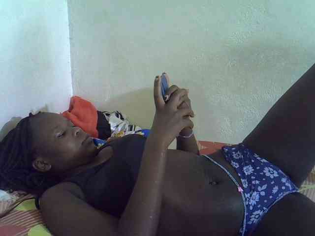 Africanasaucy webcam