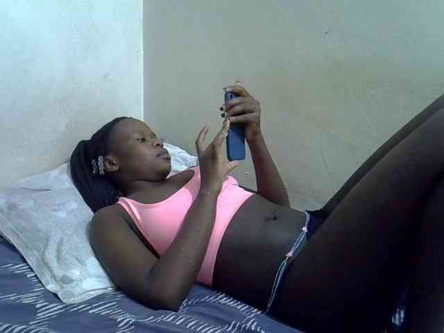 Africanasaucy webcam