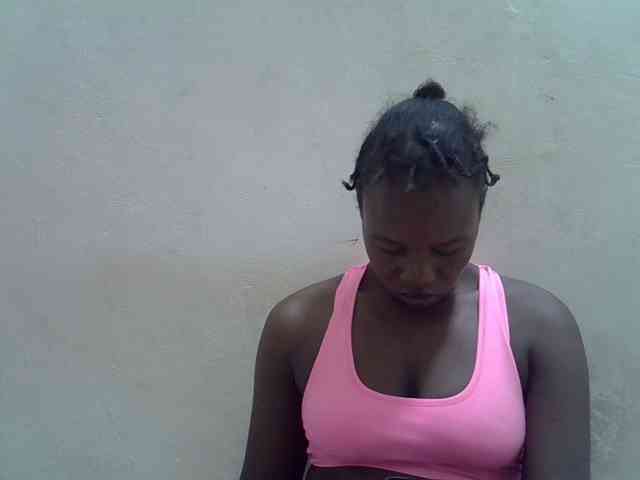 Africanasaucy webcam