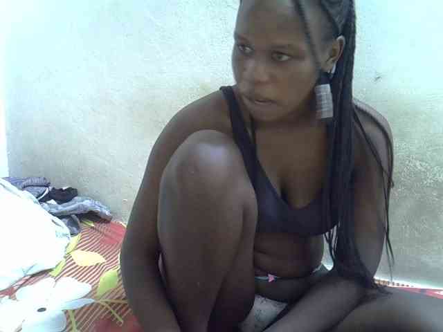 Africanasaucy webcam