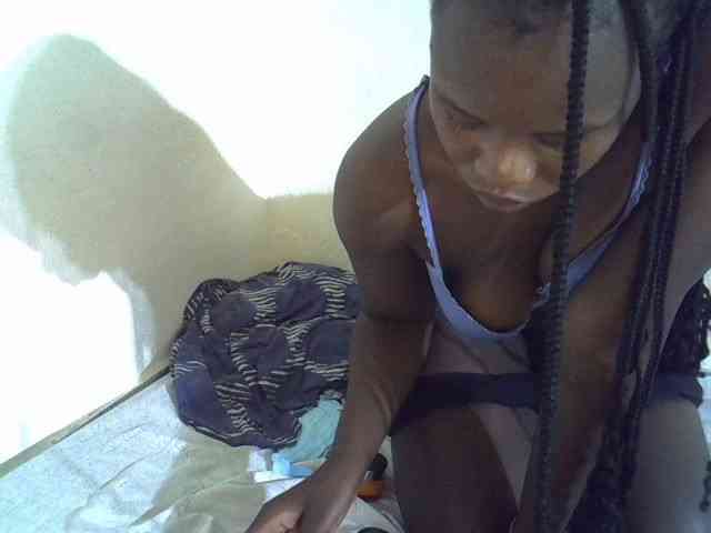 Africanasaucy webcam