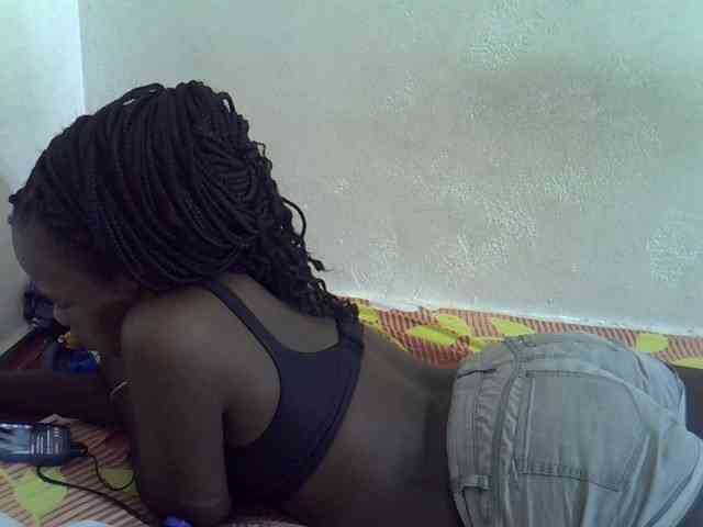 Africanasaucy webcam