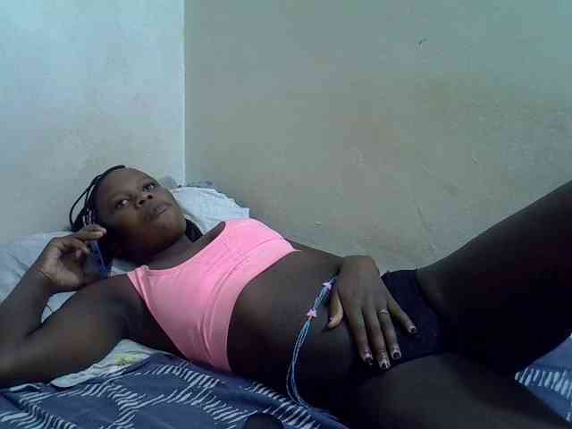 Africanasaucy webcam