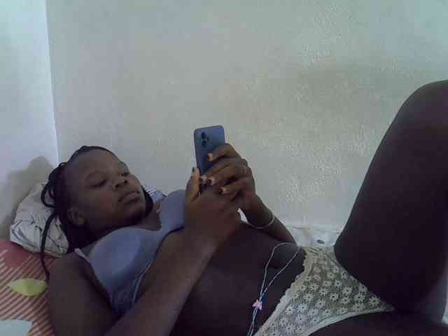 Africanasaucy webcam