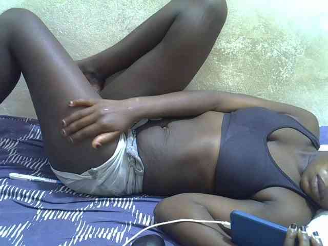 Africanasaucy webcam