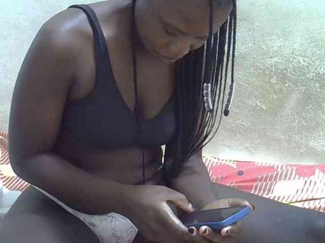 Africanasaucy webcam