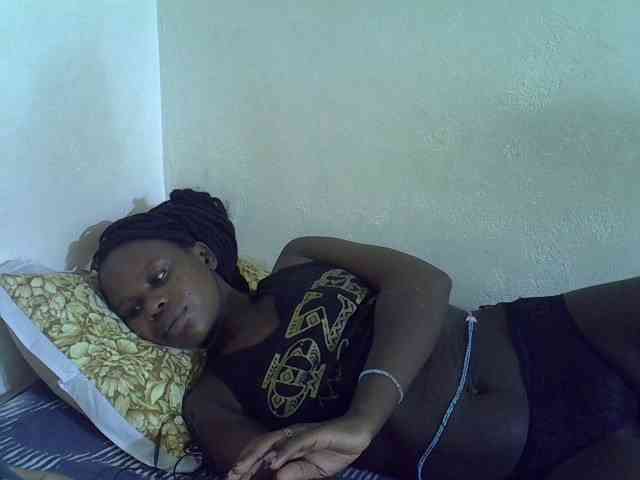 Africanasaucy Live Webcam on BongaCams