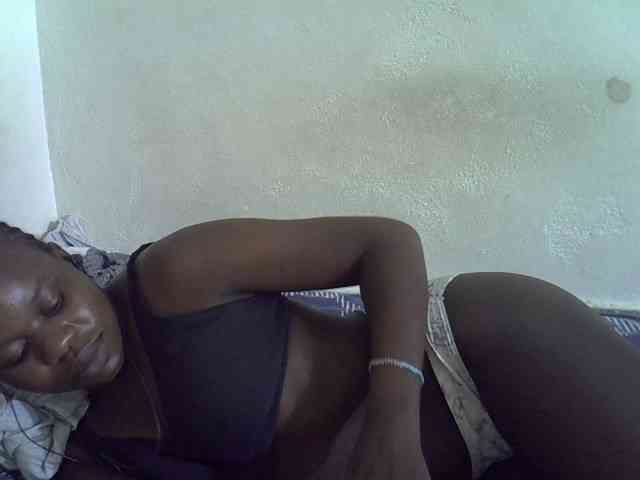 Africanasaucy webcam