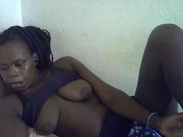 Africanasaucy webcam