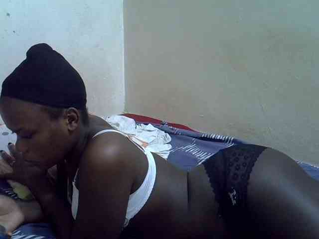 Africanasaucy webcam