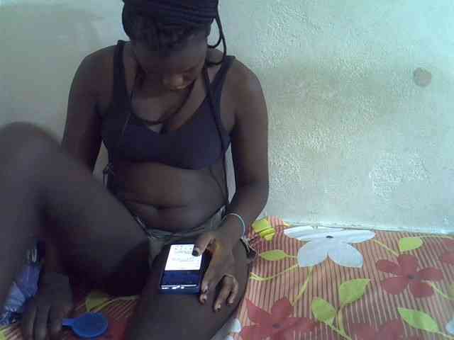 Africanasaucy webcam