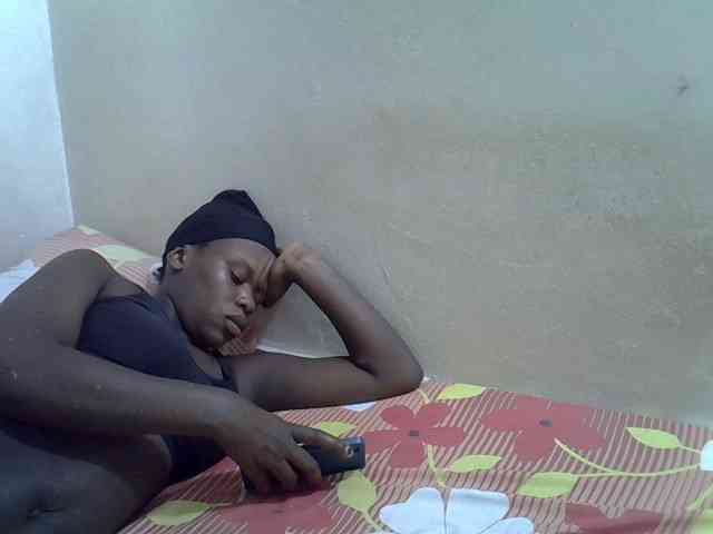 Africanasaucy webcam