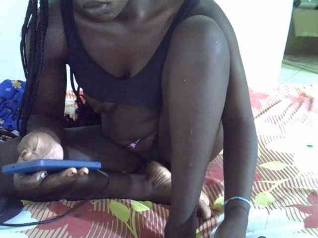 Africanasaucy webcam