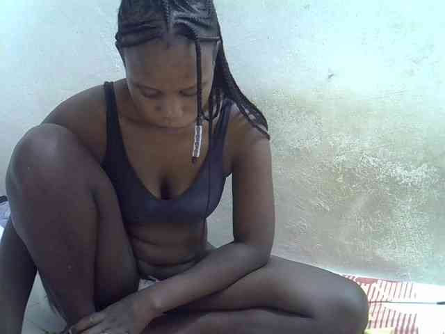 Africanasaucy webcam