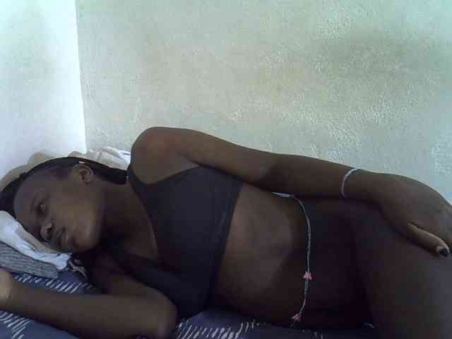 Africanasaucy webcam