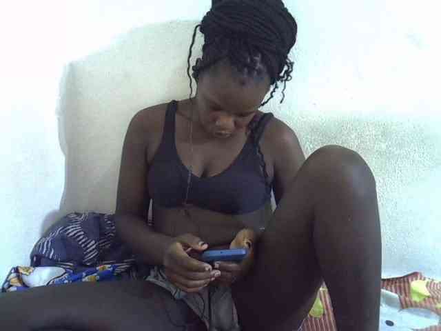 Africanasaucy webcam