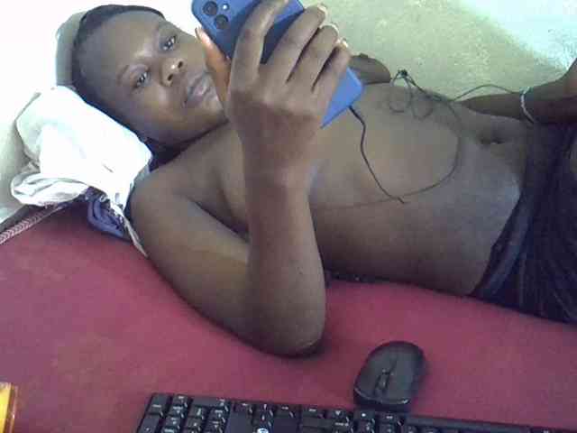 Africanasaucy webcam