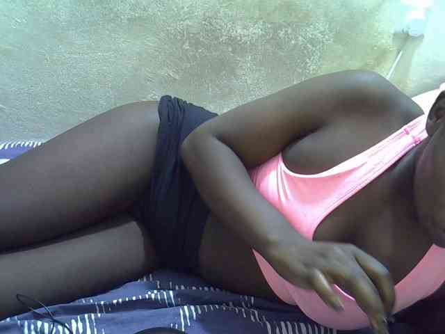 Africanasaucy webcam