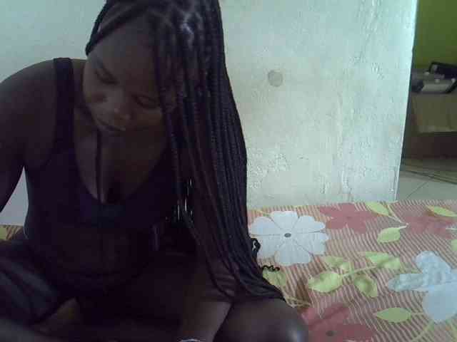 Africanasaucy webcam