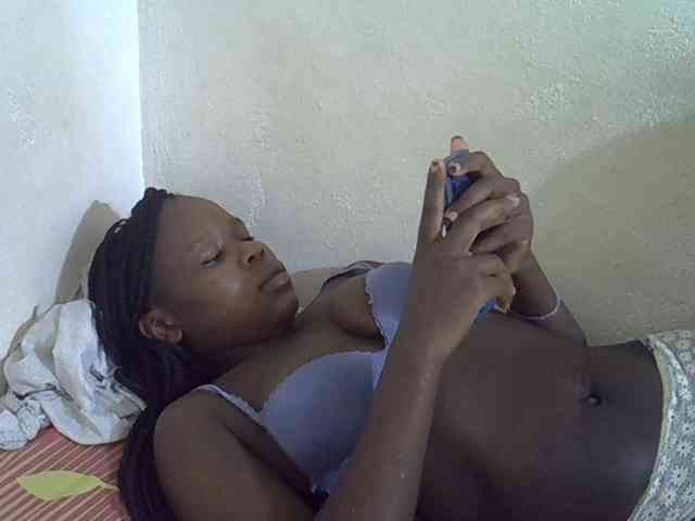 Africanasaucy webcam