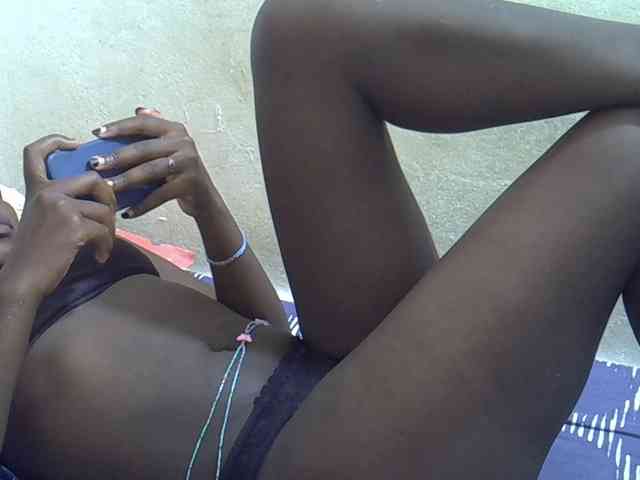 Africanasaucy webcam