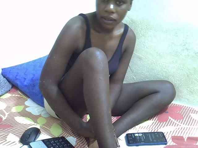 Africanasaucy webcam