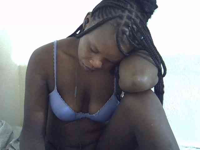 Africanasaucy webcam