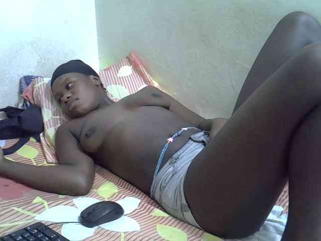 Africanasaucy webcam