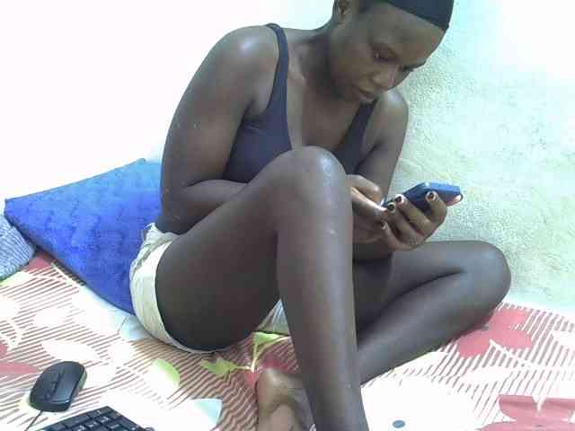 Africanasaucy webcam