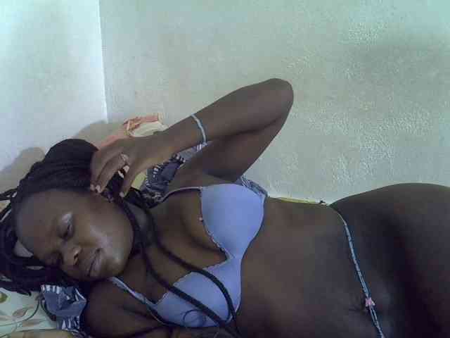 Africanasaucy Live Webcam on BongaCams