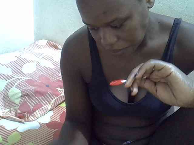 Africanasaucy webcam