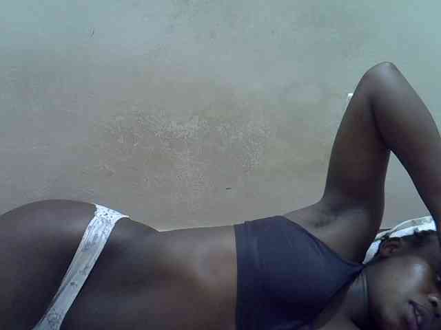 Africanasaucy webcam