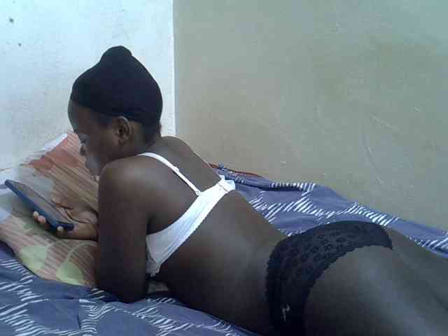 Africanasaucy webcam