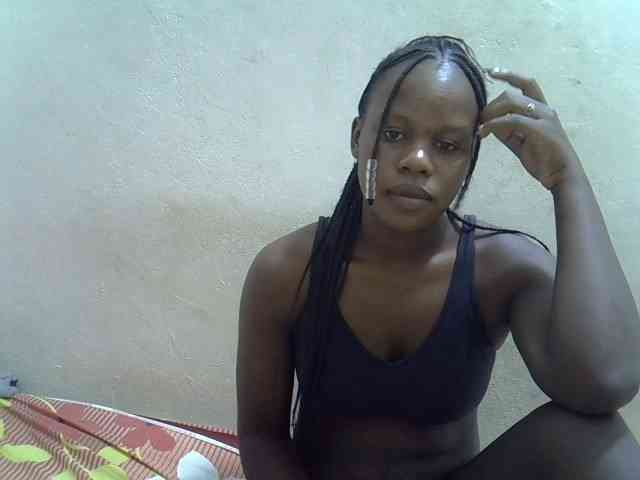 Africanasaucy webcam