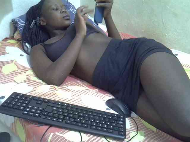 Africanasaucy webcam