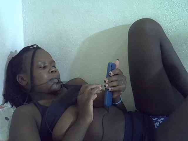 Africanasaucy webcam